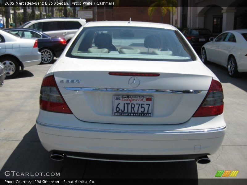 Arctic White / Cashmere 2009 Mercedes-Benz E 350 Sedan