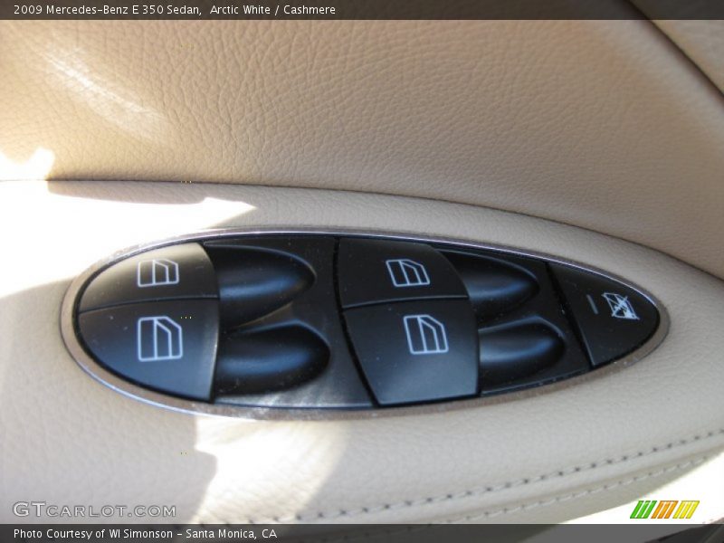 Arctic White / Cashmere 2009 Mercedes-Benz E 350 Sedan