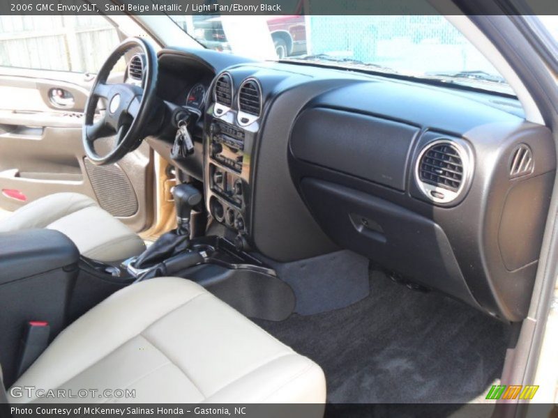 Sand Beige Metallic / Light Tan/Ebony Black 2006 GMC Envoy SLT