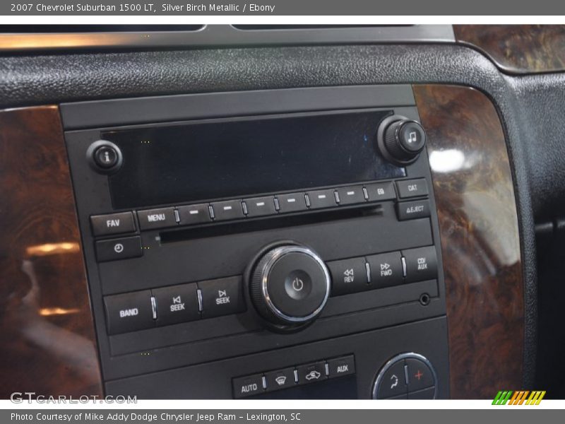 Silver Birch Metallic / Ebony 2007 Chevrolet Suburban 1500 LT