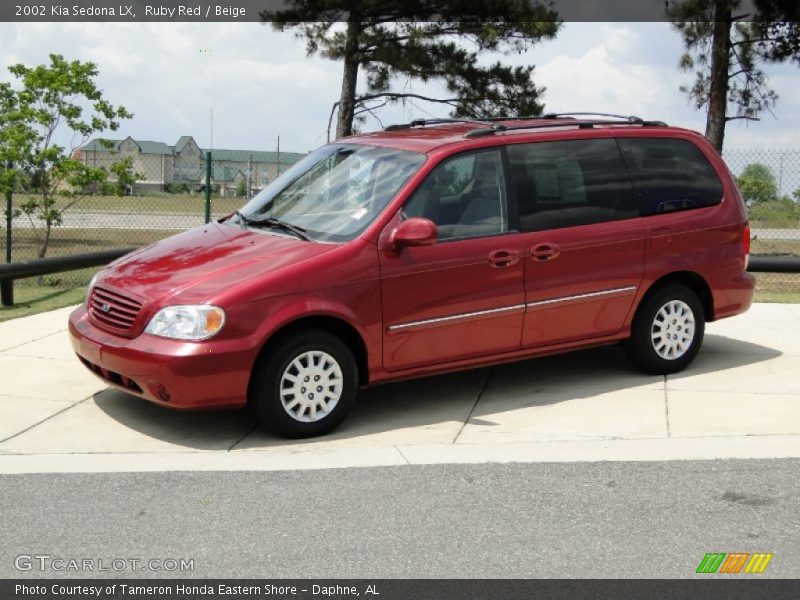 Ruby Red / Beige 2002 Kia Sedona LX