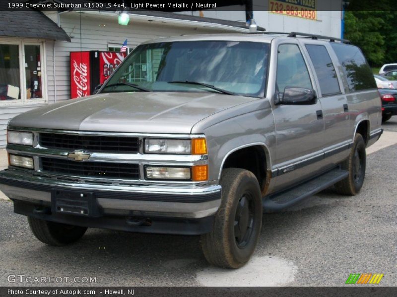 Light Pewter Metallic / Neutral 1999 Chevrolet Suburban K1500 LS 4x4