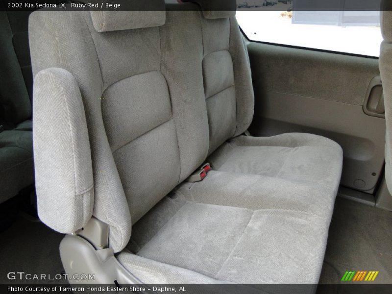 Ruby Red / Beige 2002 Kia Sedona LX