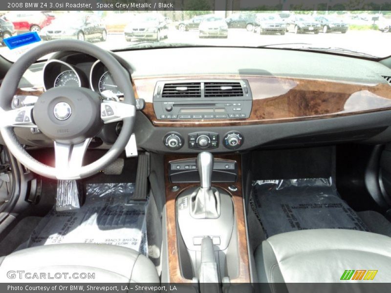 Dashboard of 2008 Z4 3.0si Roadster