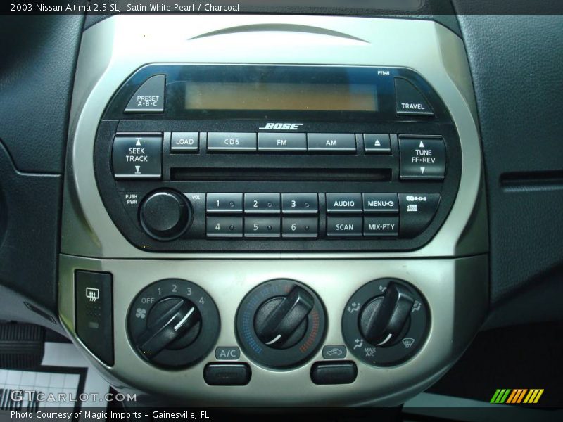 Satin White Pearl / Charcoal 2003 Nissan Altima 2.5 SL