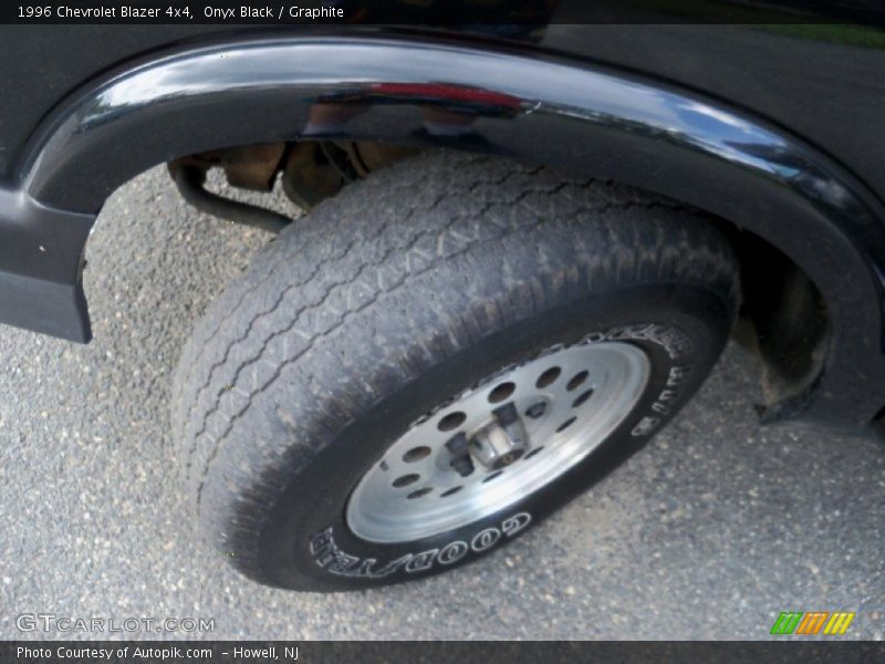Onyx Black / Graphite 1996 Chevrolet Blazer 4x4