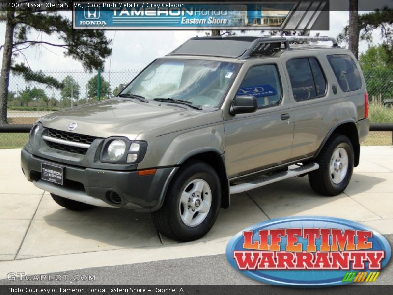 Gold Rush Metallic / Gray Celadon 2002 Nissan Xterra SE V6