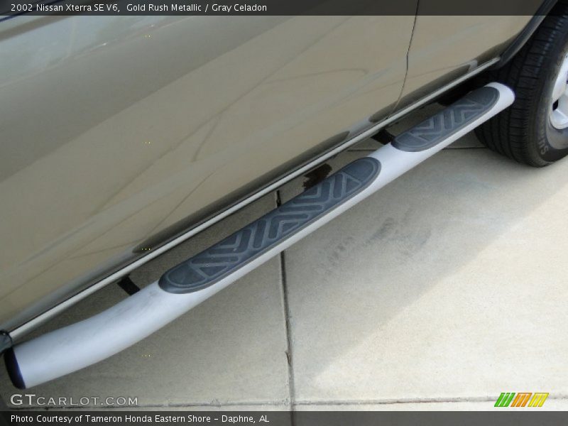 Gold Rush Metallic / Gray Celadon 2002 Nissan Xterra SE V6