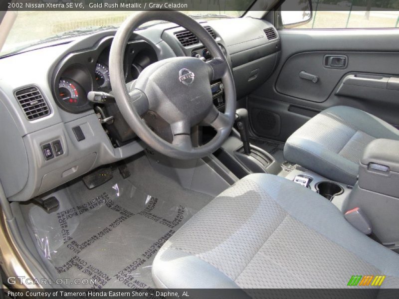 Gray Celadon Interior - 2002 Xterra SE V6 