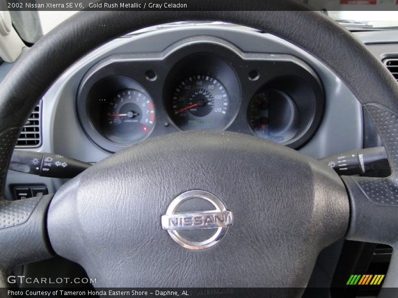 Gold Rush Metallic / Gray Celadon 2002 Nissan Xterra SE V6