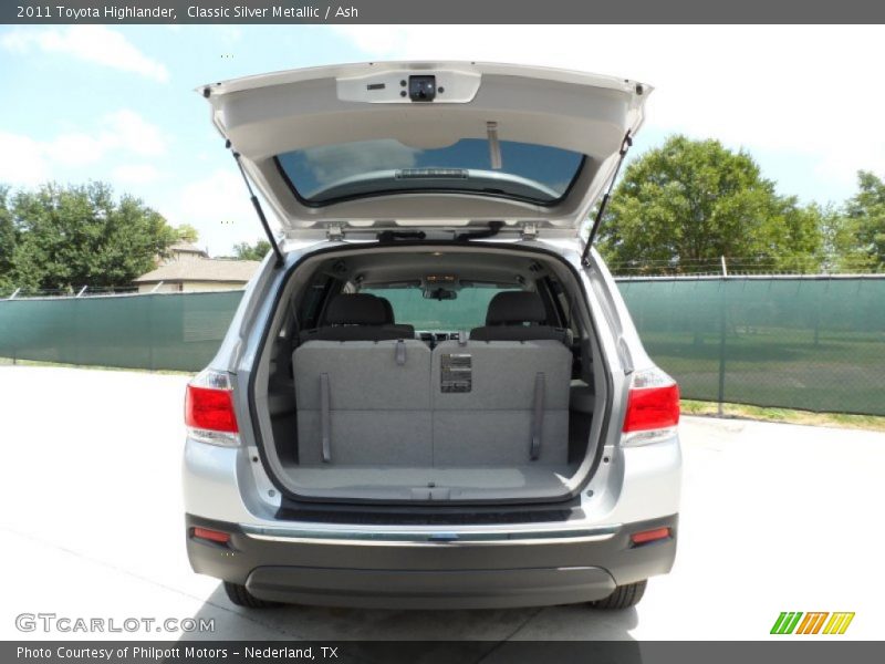 Classic Silver Metallic / Ash 2011 Toyota Highlander