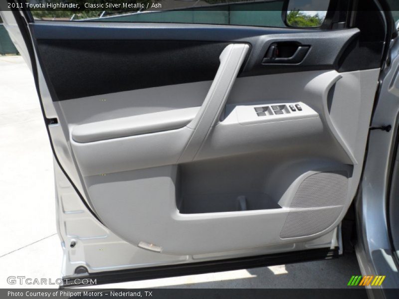 Classic Silver Metallic / Ash 2011 Toyota Highlander