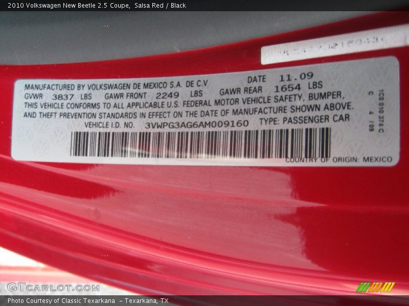 Salsa Red / Black 2010 Volkswagen New Beetle 2.5 Coupe
