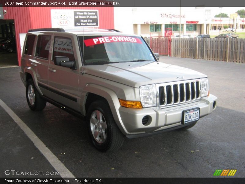 Light Graystone Pearl / Khaki 2007 Jeep Commander Sport 4x4