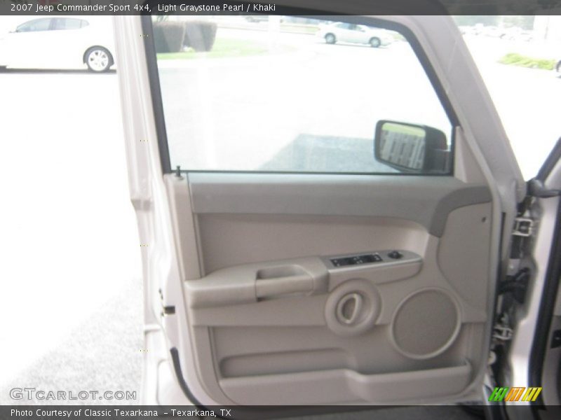 Light Graystone Pearl / Khaki 2007 Jeep Commander Sport 4x4
