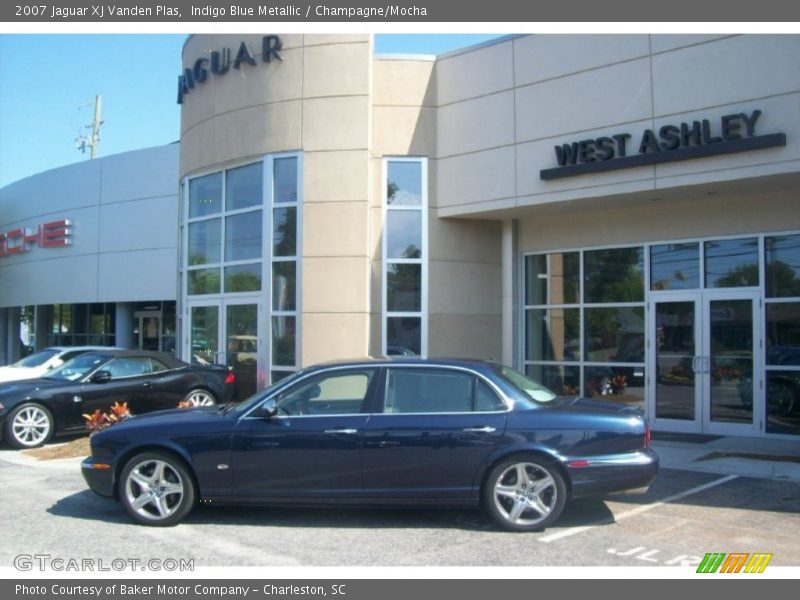 Indigo Blue Metallic / Champagne/Mocha 2007 Jaguar XJ Vanden Plas