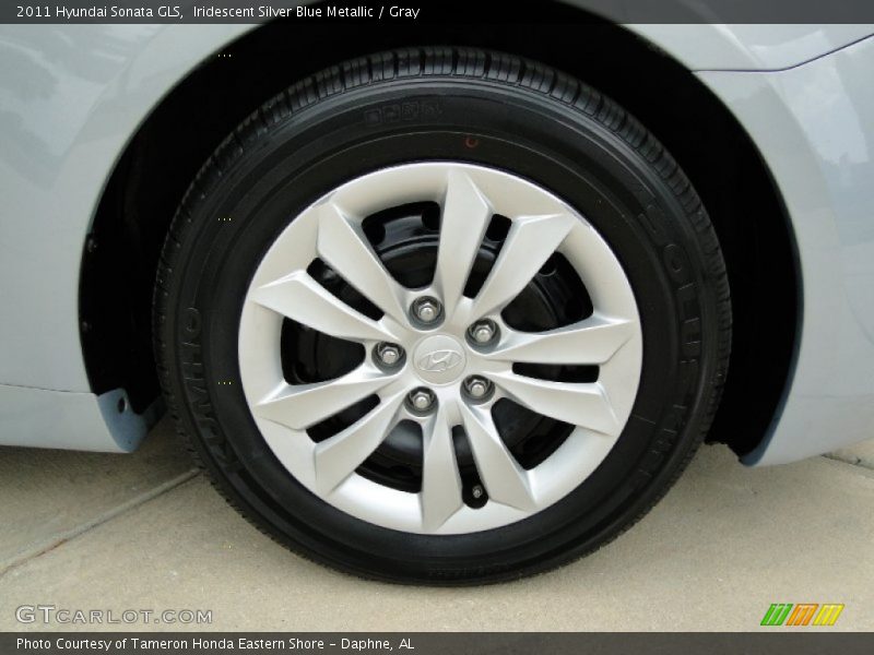 Iridescent Silver Blue Metallic / Gray 2011 Hyundai Sonata GLS