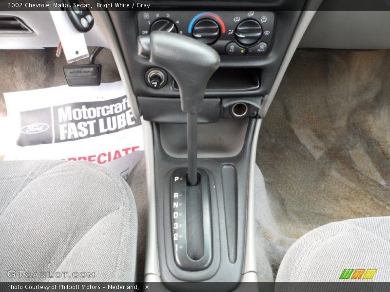 Bright White / Gray 2002 Chevrolet Malibu Sedan