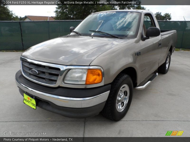 Arizona Beige Metallic / Heritage Medium Parchment 2004 Ford F150 XL Heritage Regular Cab