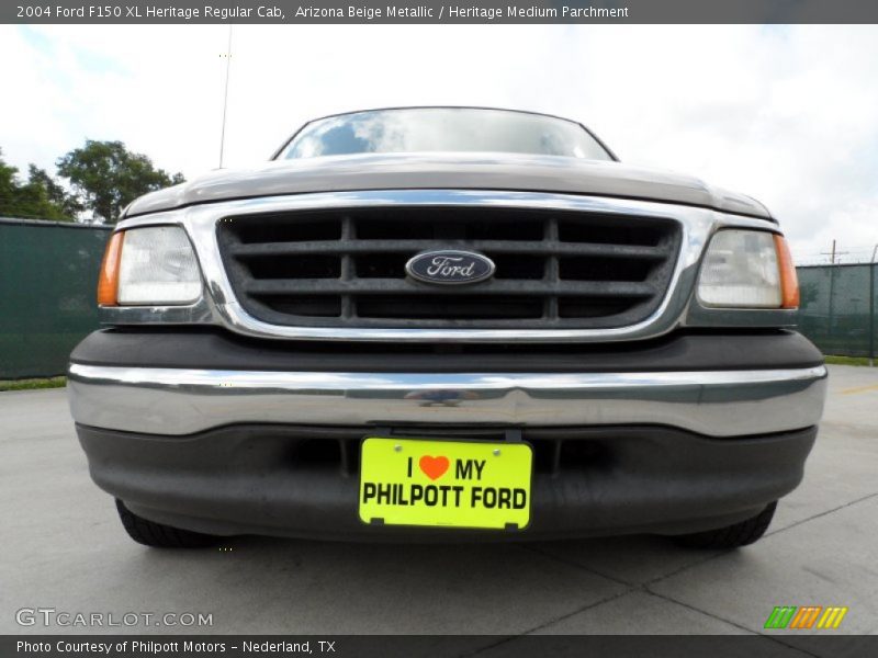 Arizona Beige Metallic / Heritage Medium Parchment 2004 Ford F150 XL Heritage Regular Cab
