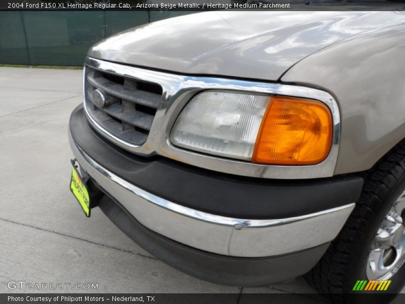 Arizona Beige Metallic / Heritage Medium Parchment 2004 Ford F150 XL Heritage Regular Cab