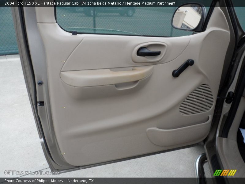 Door Panel of 2004 F150 XL Heritage Regular Cab
