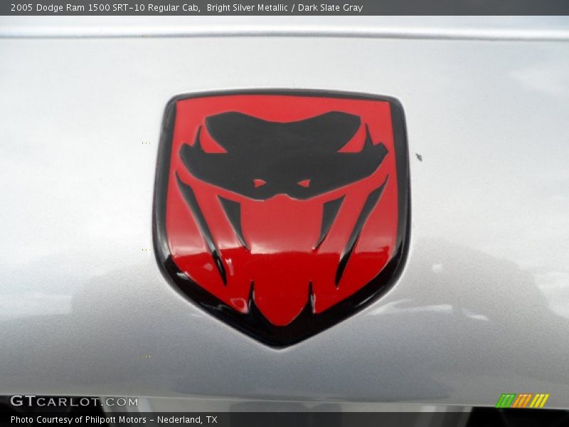  2005 Ram 1500 SRT-10 Regular Cab Logo