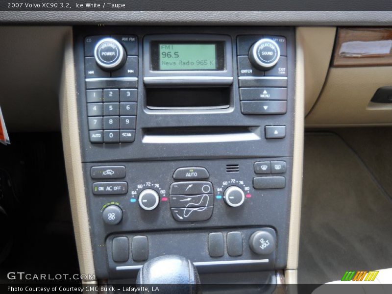 Ice White / Taupe 2007 Volvo XC90 3.2
