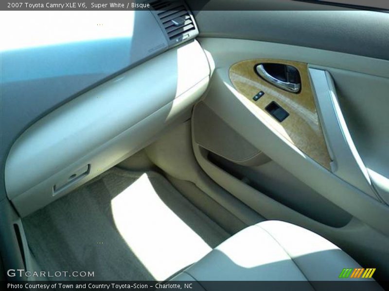 Super White / Bisque 2007 Toyota Camry XLE V6