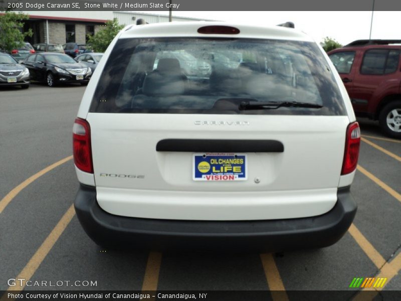 Stone White / Medium Slate Gray 2005 Dodge Caravan SE