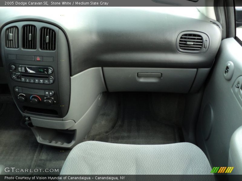 Stone White / Medium Slate Gray 2005 Dodge Caravan SE