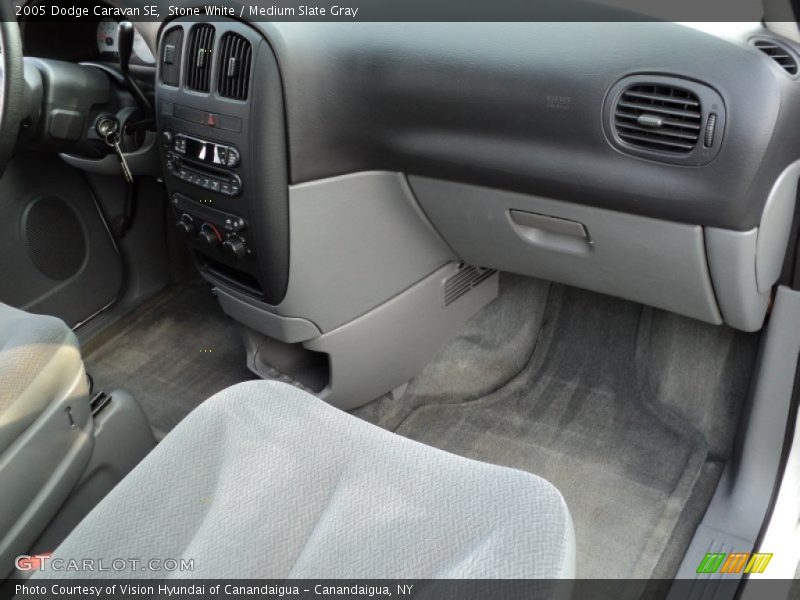 Stone White / Medium Slate Gray 2005 Dodge Caravan SE