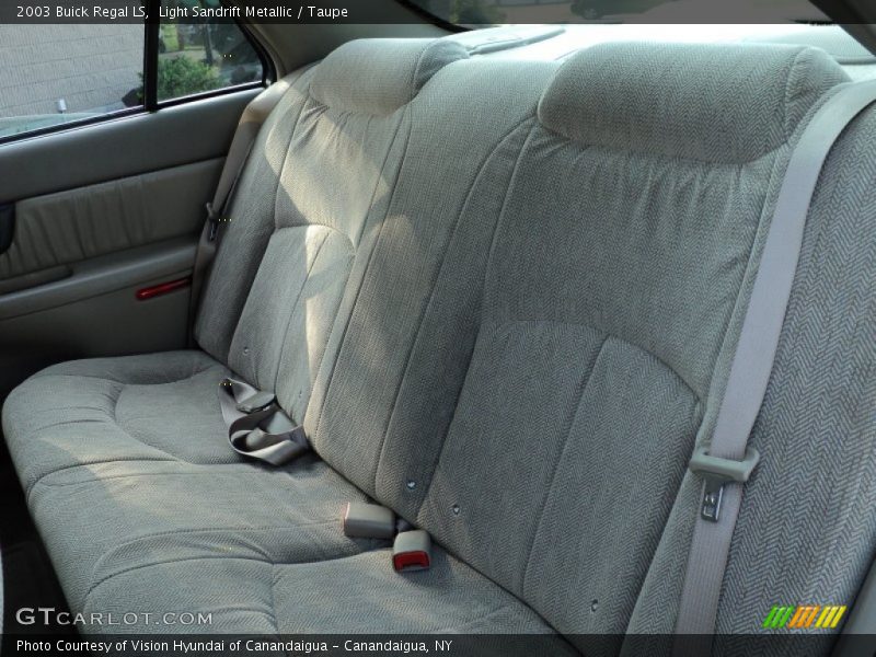  2003 Regal LS Taupe Interior