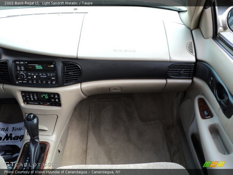 Light Sandrift Metallic / Taupe 2003 Buick Regal LS