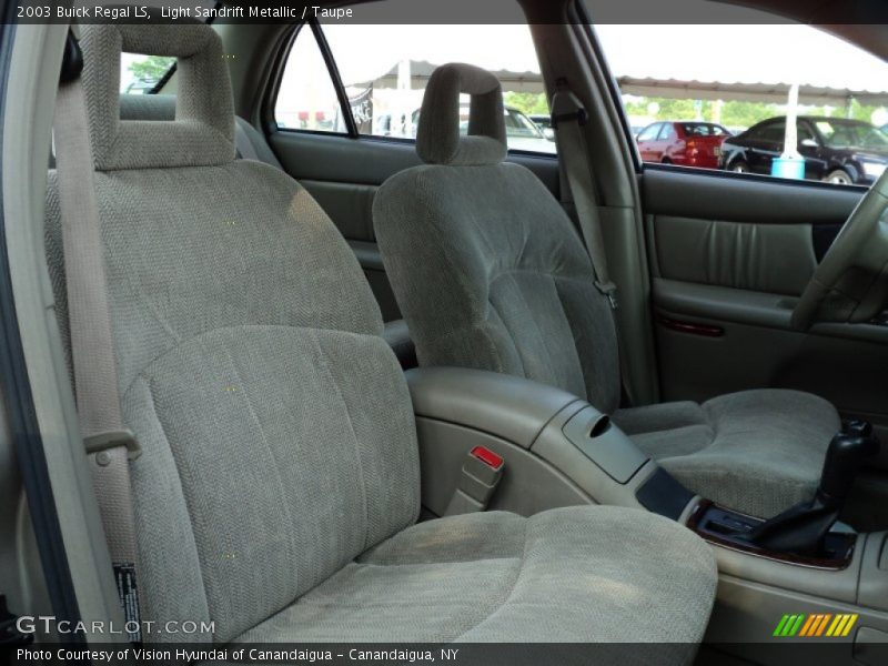 Light Sandrift Metallic / Taupe 2003 Buick Regal LS