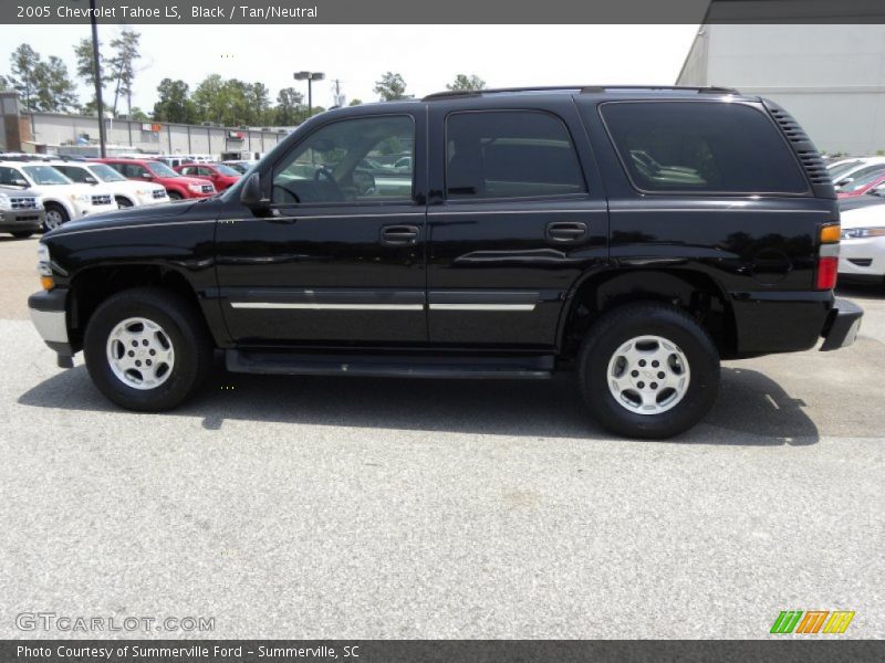 Black / Tan/Neutral 2005 Chevrolet Tahoe LS