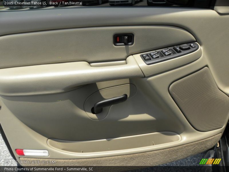 Black / Tan/Neutral 2005 Chevrolet Tahoe LS