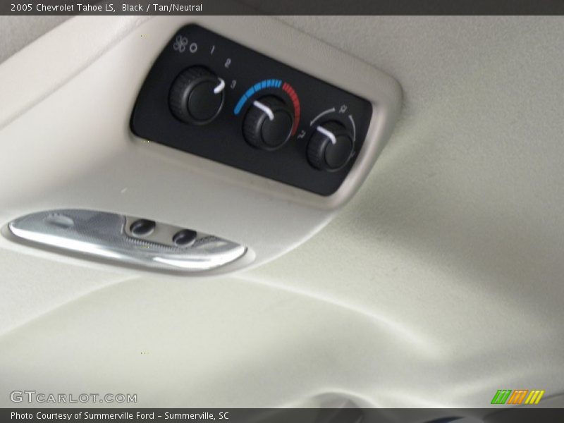 Black / Tan/Neutral 2005 Chevrolet Tahoe LS