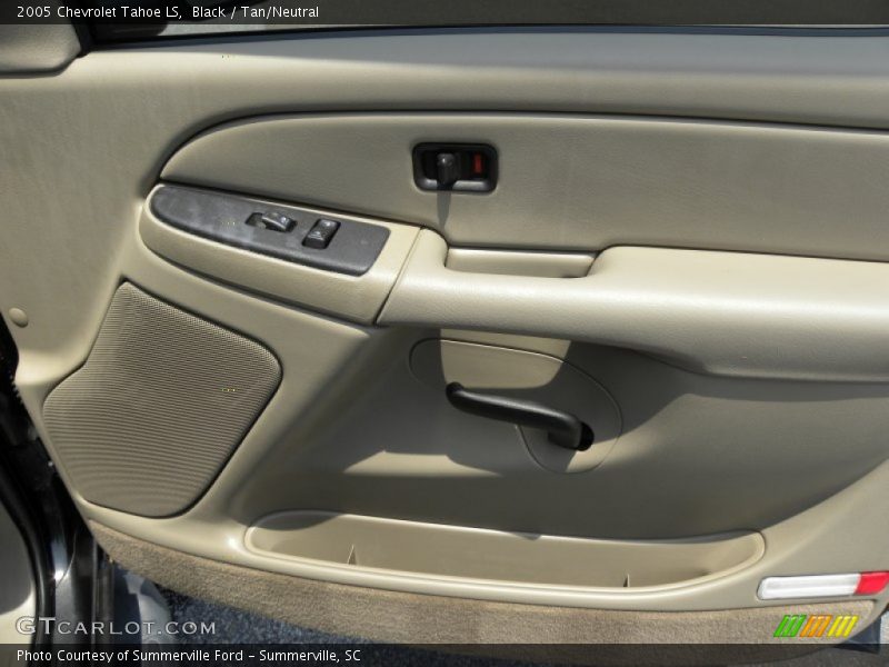 Black / Tan/Neutral 2005 Chevrolet Tahoe LS