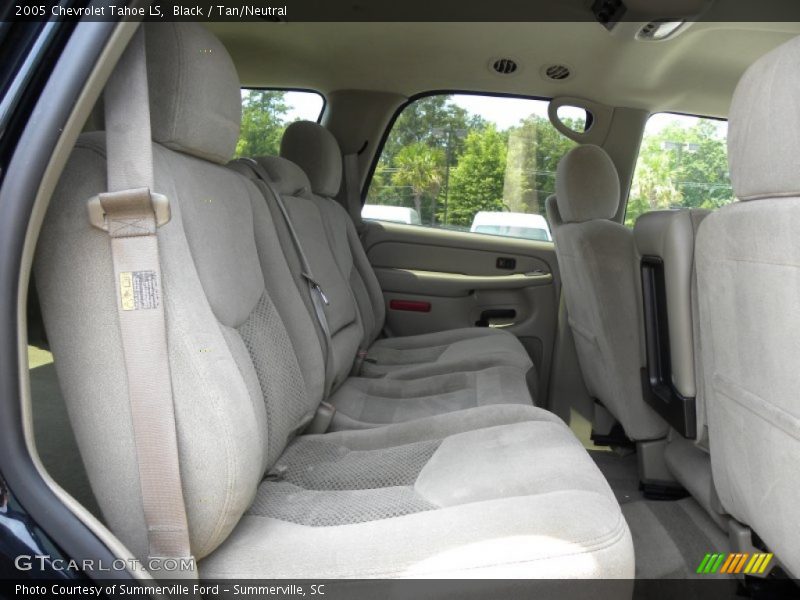 Black / Tan/Neutral 2005 Chevrolet Tahoe LS