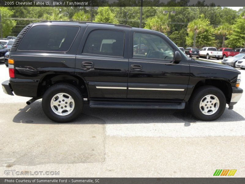 Black / Tan/Neutral 2005 Chevrolet Tahoe LS