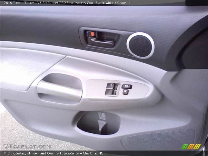 Super White / Graphite 2010 Toyota Tacoma V6 PreRunner TRD Sport Access Cab