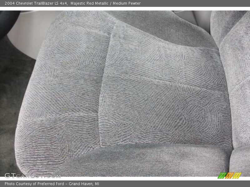 Majestic Red Metallic / Medium Pewter 2004 Chevrolet TrailBlazer LS 4x4