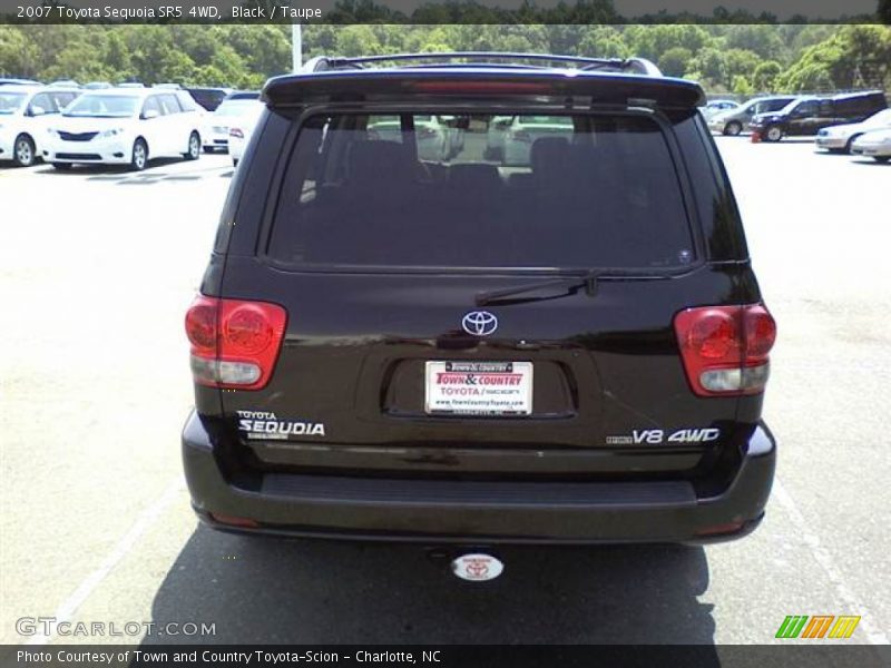 Black / Taupe 2007 Toyota Sequoia SR5 4WD