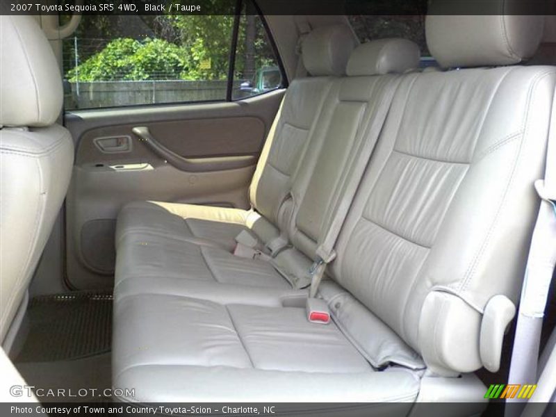Black / Taupe 2007 Toyota Sequoia SR5 4WD