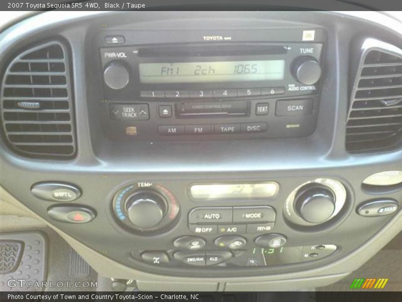 Black / Taupe 2007 Toyota Sequoia SR5 4WD