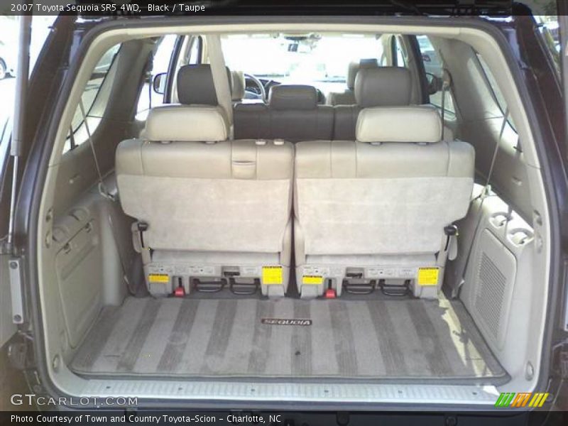 Black / Taupe 2007 Toyota Sequoia SR5 4WD
