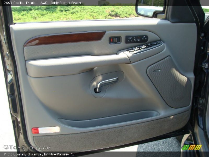 Sable Black / Pewter 2003 Cadillac Escalade AWD