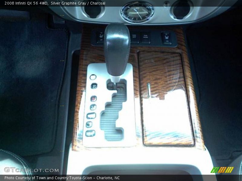 Silver Graphite Gray / Charcoal 2008 Infiniti QX 56 4WD