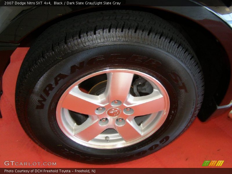 Black / Dark Slate Gray/Light Slate Gray 2007 Dodge Nitro SXT 4x4